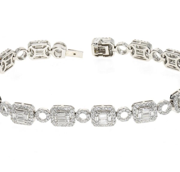 White gold bracelet with baguette and round diamonds